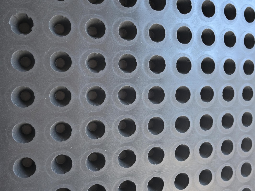 HDPE排水板(卷排)