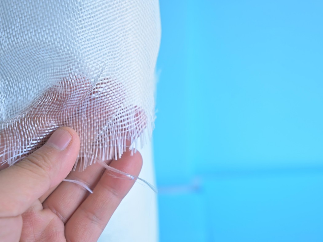 中碱玻璃纤维布